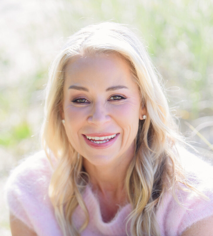 Suz Strophair