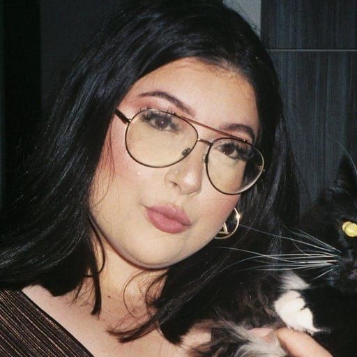 Pamela Manos