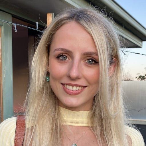 Lilian Schroder