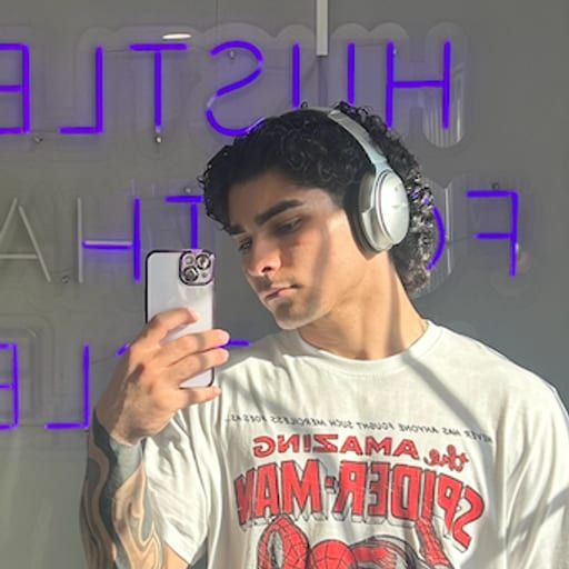 Taj Aisbett