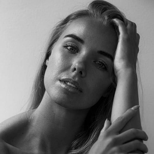 Mia Cherry