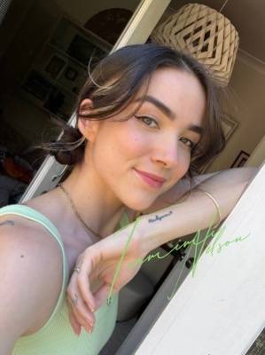 Tia  Stanhope (Nelson)
