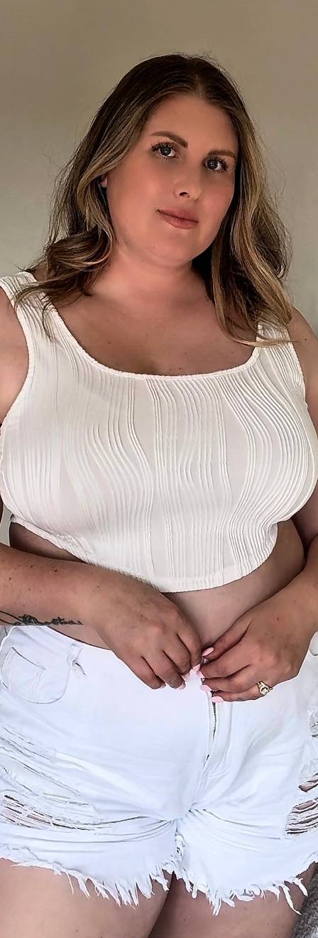Jasmine  Rozelle
