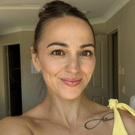 Lara Little
