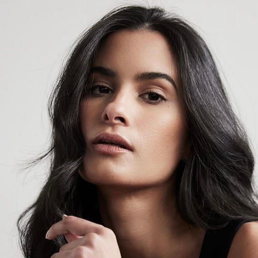 Annie Bastos