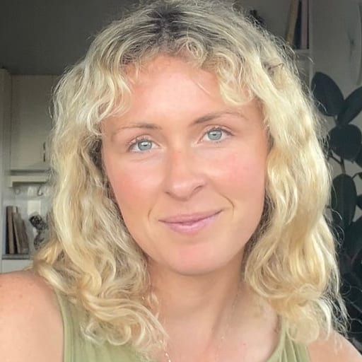 EVIE HUDSON