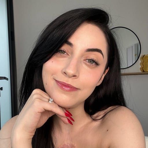 Jacqueline  Lira